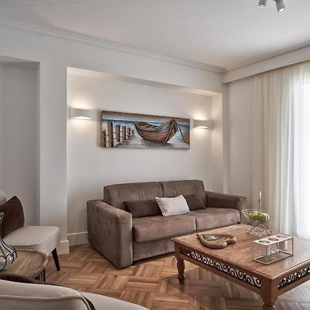 Marvelous N Bright Apt Next To Megaro Mousikis Афіни Екстер'єр фото
